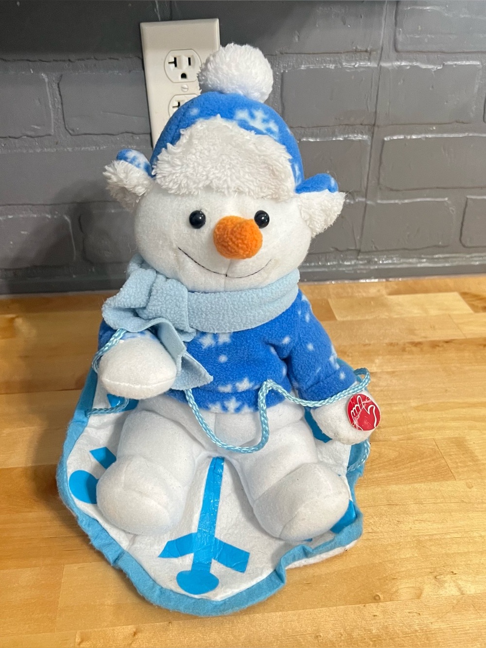 Vintage Dan Dee Animated 11" Snowman w/Light Up Cheeks Sings "Let it Snow"  2012